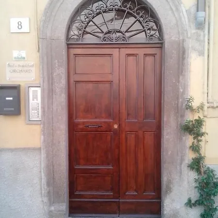 Orchard Bed & Breakfast *