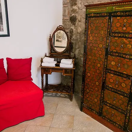 Orchard Bed & Breakfast *